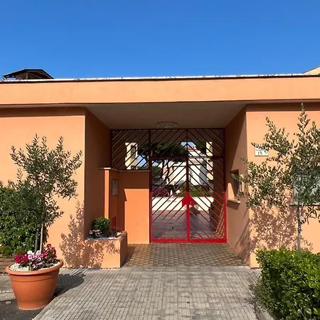 Da Ike Con Piscina Apartment *