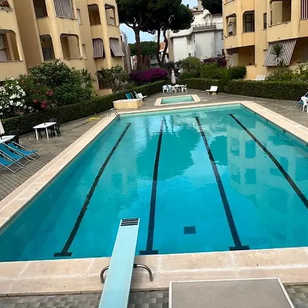 Da Ike Con Piscina شقة *